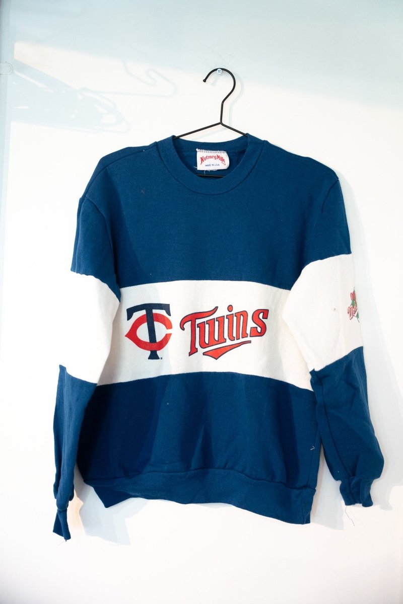 1987 Nutmeg Mills Minnesota Twins World Series Sweater Size Large - Keep It Classic