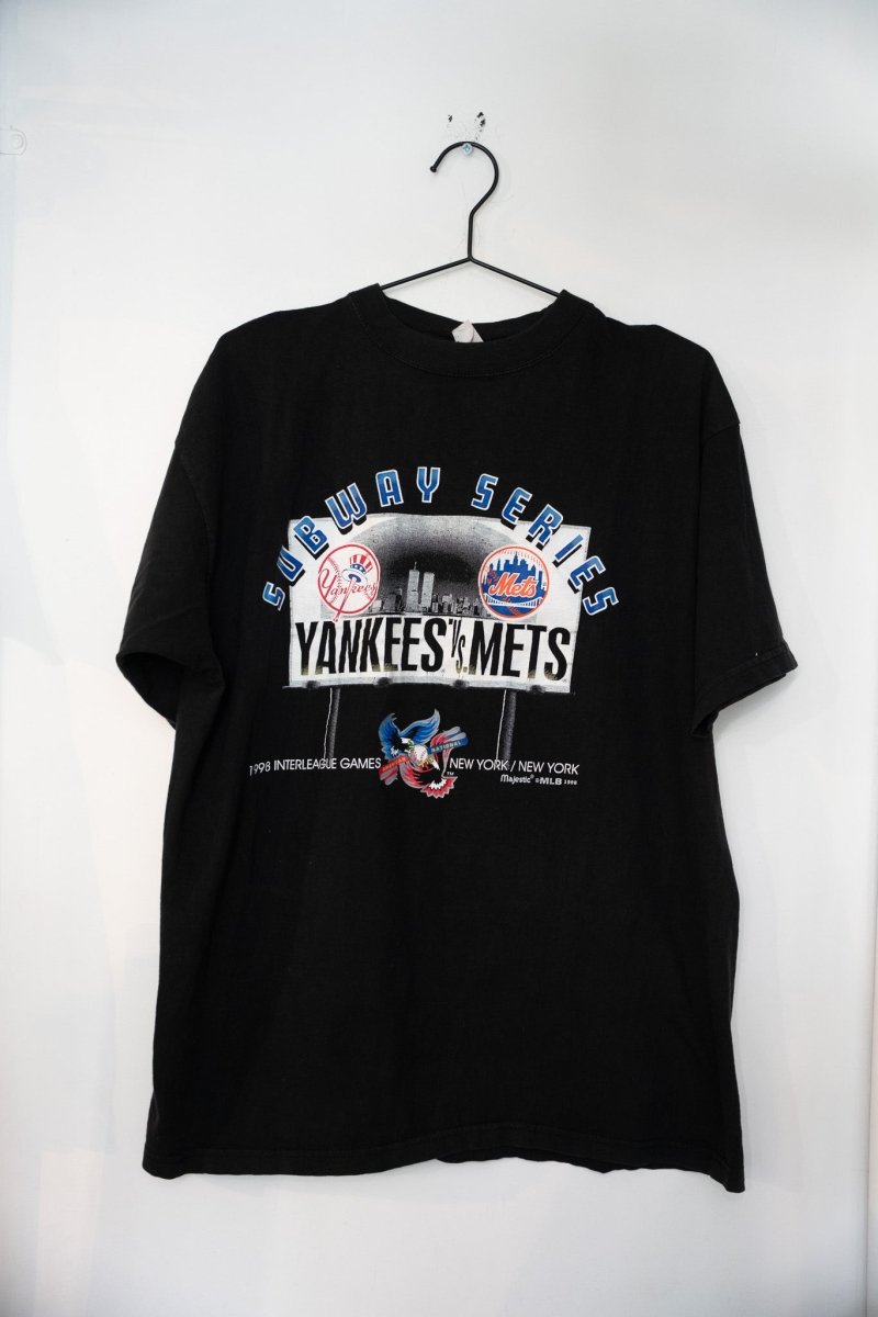 Majestic 1998 Yankees vs Mets Subway Series interleague games t-shirt, size XL, displayed flat showing front graphic print