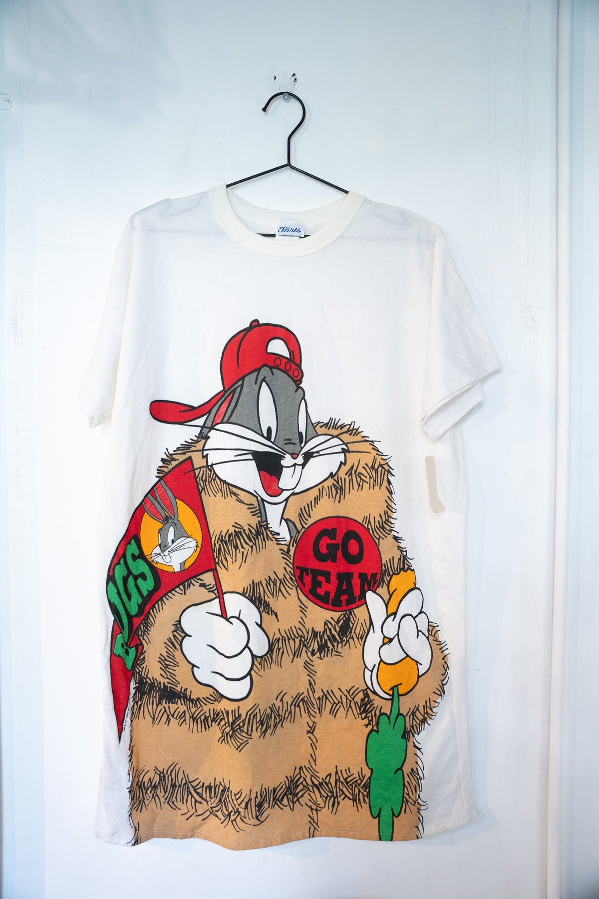 1994 Looney Tunes Bugs Bunny One Size Fits All Shirt