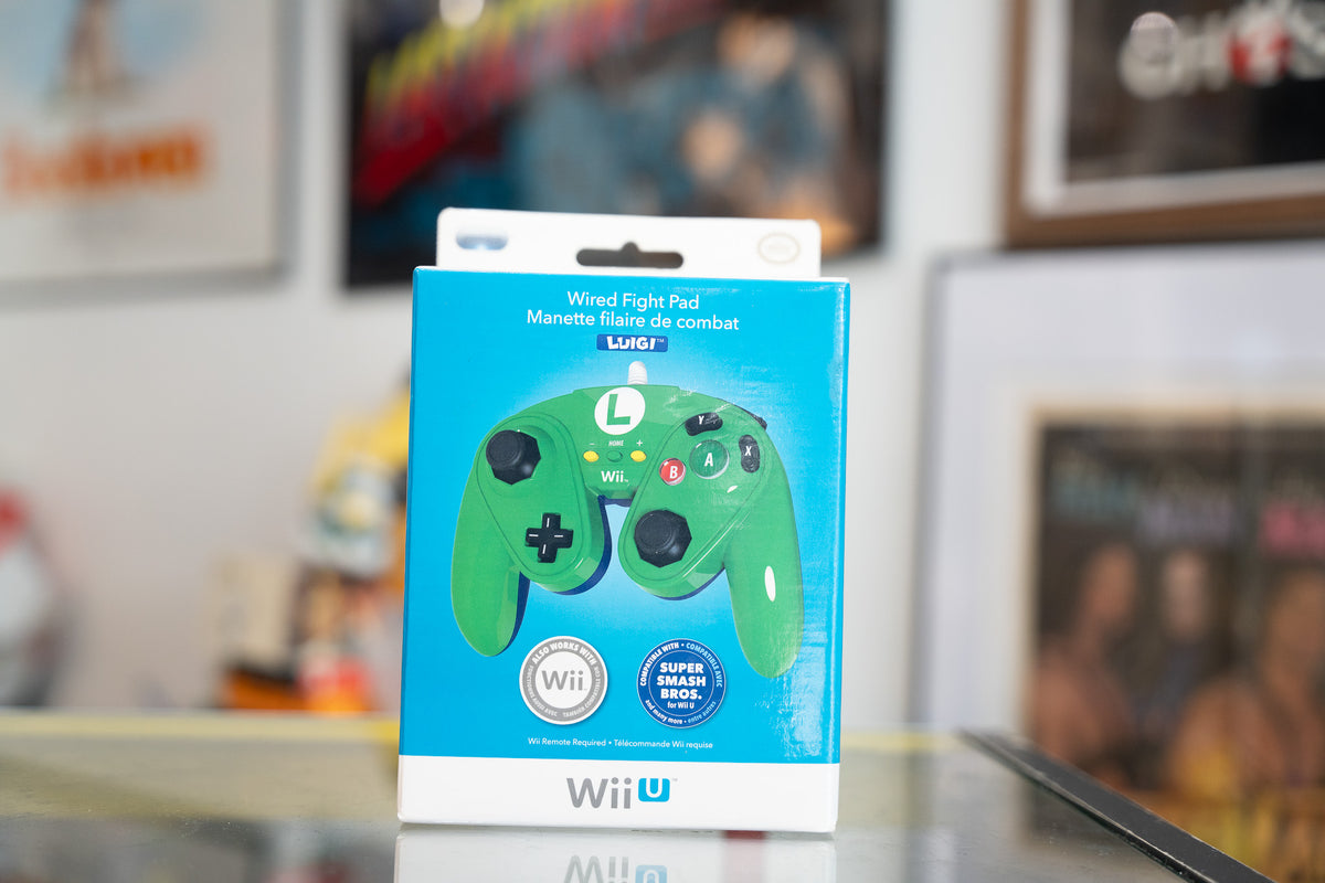 Nintendo Wii U Luigi Wired Fight Pad New