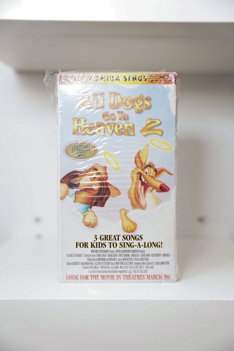 VHS All Dogs Go to Heaven 2 two cartoon dogs halos clouds blue sky All Dogs Go To Heaven 2 text 3 GREAT SONGS MGM sealed