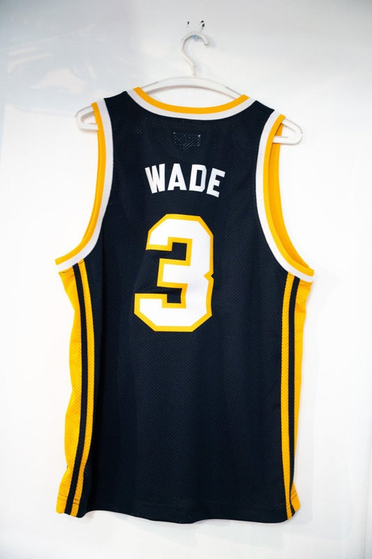 Dwayne Wade Marquette Retro Brand Jersey Size M - Keep It Classic