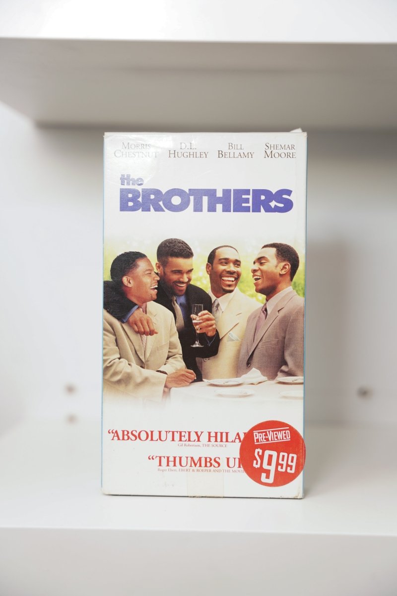 VHS The Brothers Morris Chestnut D.L. Hughley Bill Bellamy Shemar Moore suits laughing THE BROTHERS text Pre-Viewed