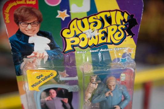Vintage 1999 McFarlane Toys Austin Powers Ultra “Cool” Action Figures – Dr. Evil & Mr. Bigglesworth (Voice Chip Edition) - Keep It Classic