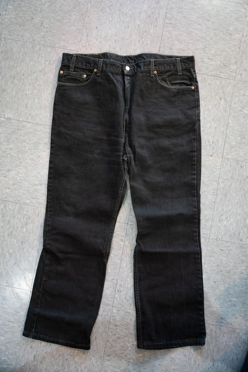 Black charcoal faded vintage Levi's 517 red tab bootcut denim jeans wide leg copper rivets W42 L30