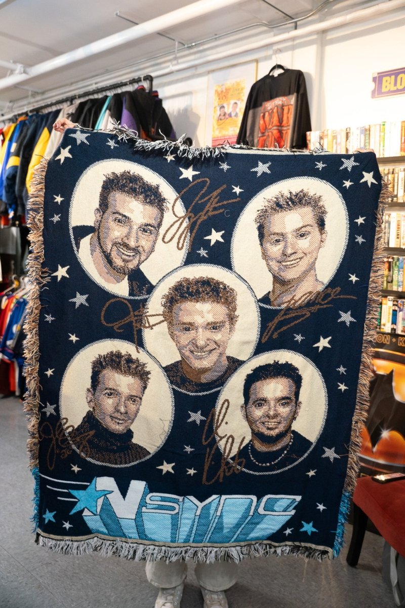 Vintage NSYNC woven tapestry with five individual portrait ovals of Justin JC Chris Joey and Lance on navy blue with stars