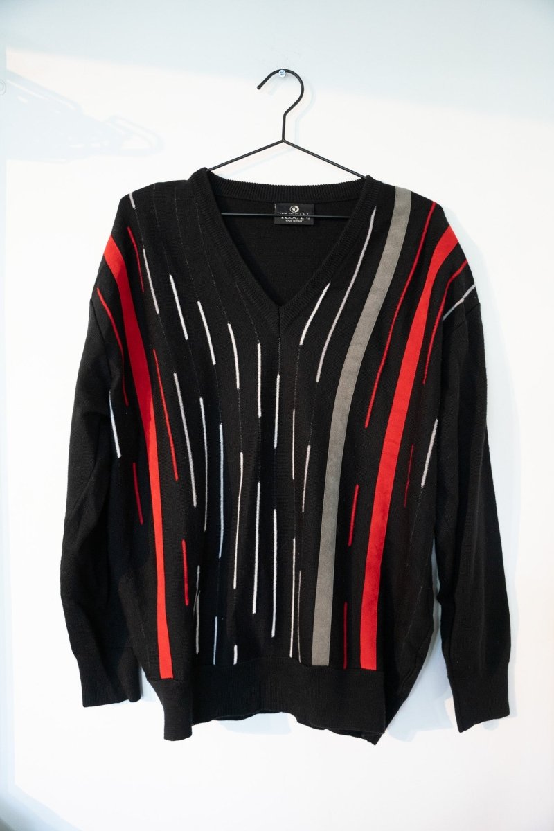 Black vintage Tuscan Made in Italy V-neck sweater with red gray white abstract vertical stripe accents fine gauge knit size Large