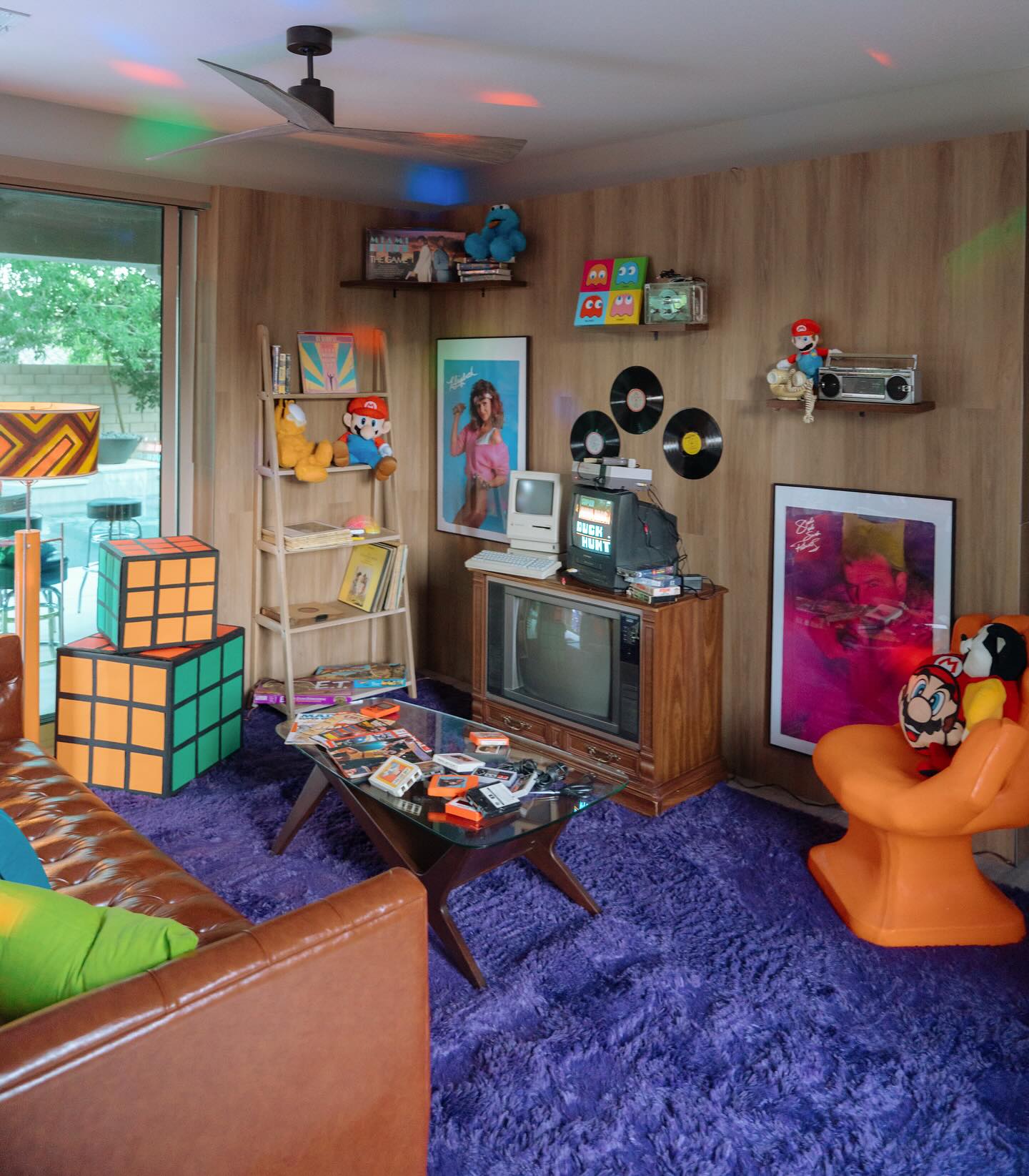 An 80s-Themed Night, Courtesy of Isabela Rossa