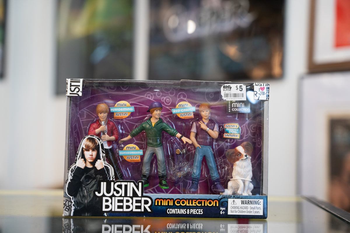 2011 Justin Bieber Mini Collection Figures