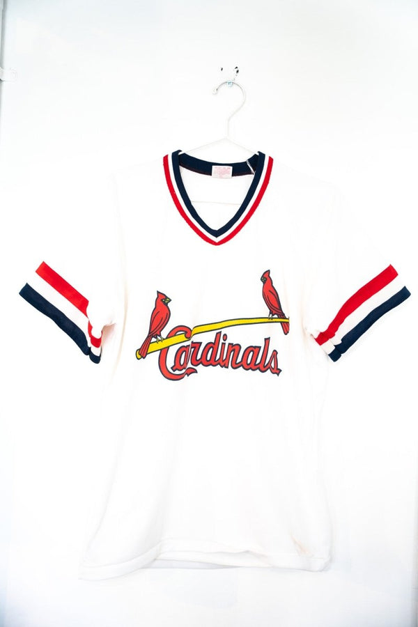 White 1980s St Louis Cardinals Rawlings V-neck jersey tee with red birds-on-bat logo Cardinals script and navy red white striped collar and sleeves size XL