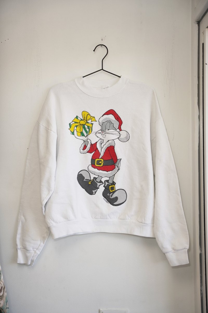 1993 Warner Bros Bugs Bunny Christmas Sweater - Keep It Classic