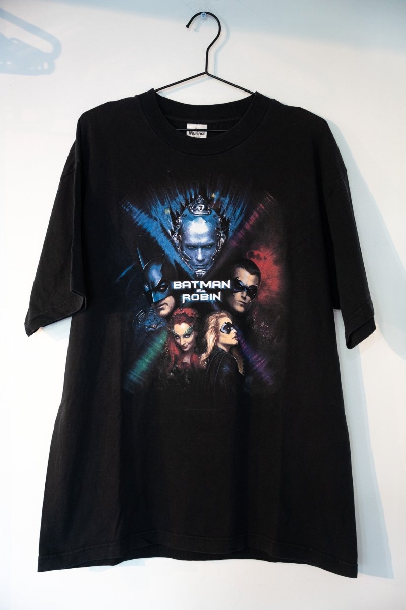 1997 Batman & Robin Planet Hollywood Movie Shirt Size XL - Keep It Classic