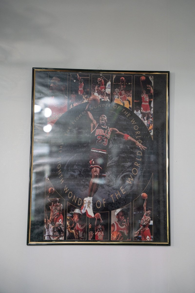 1997 Michael Jordan 8th Wonder Of The World Framed Poster 16x20 - Keep It Classic