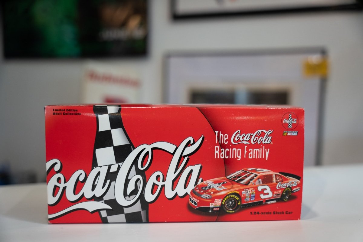 Coca-Cola 1998 NASCAR Dale Earnhardt Monte Carlo number 3 Coke diecast model car, 1:24 scale limited edition with red and black livery