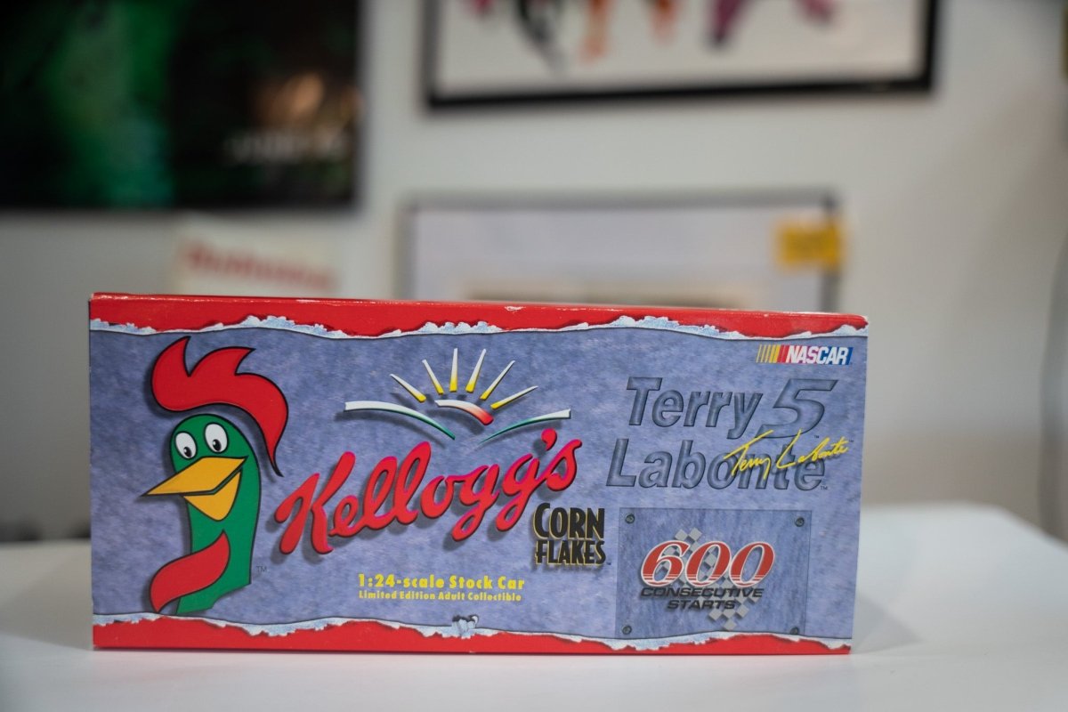 1998 Nascar Terry LaBonte 5 Kellogg's Iron Man Monte Carlo 1:24 Scale - Keep It Classic