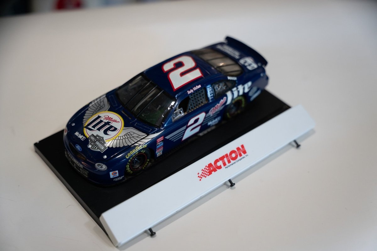 1999 NASCAR, Rusty Wallace, Harley Davidson, Miller Lite, 2. 1:24 Scale - Keep It Classic