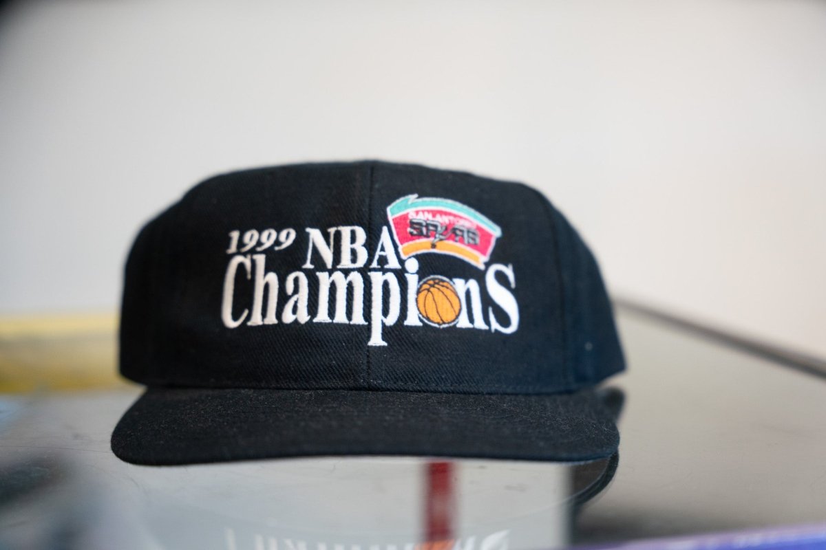 1999 NBA Champions San Antonio Spurs Snap Back Hat - Keep It Classic