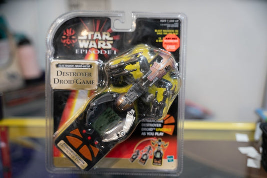 Sealed 1999 Star Wars Episode I Destroyer Droid electronic handheld game by Hasbro on original blister card