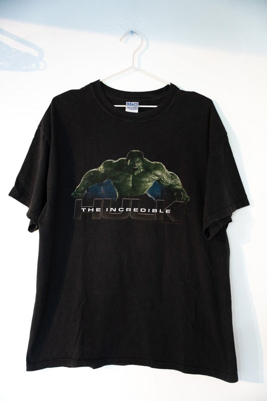 Black 2008 Marvel The Incredible Hulk movie promo tee with crouching green Hulk silver THE INCREDIBLE text dark metallic HULK logo size Large