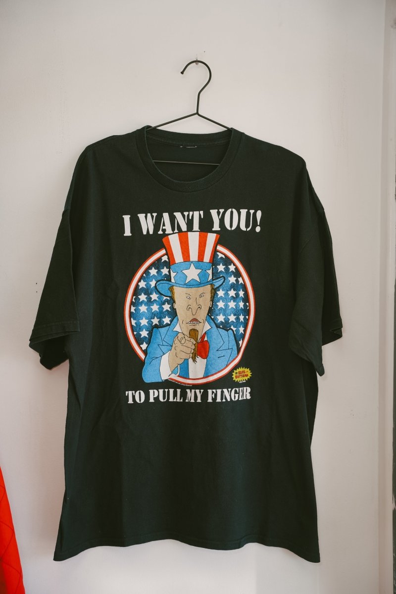 2010 MTV Beavis and Butthead Pull My Finger Shirt