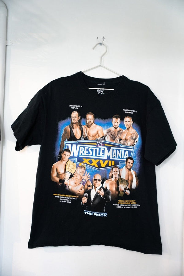 2011 WWE Wrestlemania XXVII Shirt Size Large - Keep It Classic