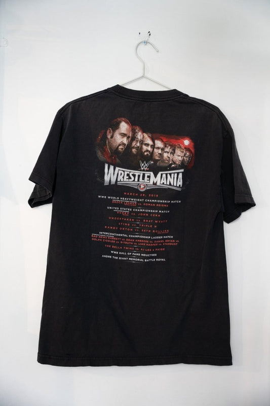 WWE Wrestlemania XXXI 2015 t-shirt in size large, displaying event logo and graphics on dark fabric