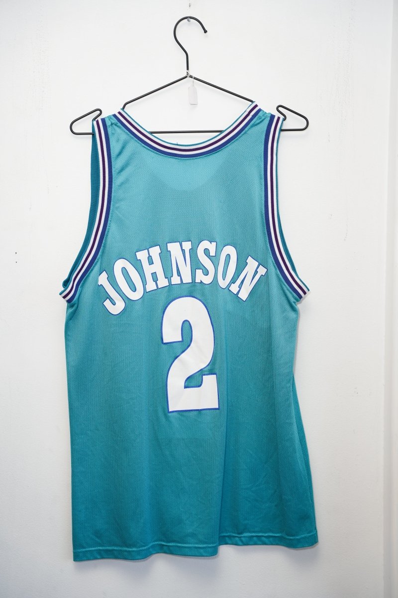 90s Champion Charlotte Hornets Larry Johnson Jersey Large - Keep It Classic