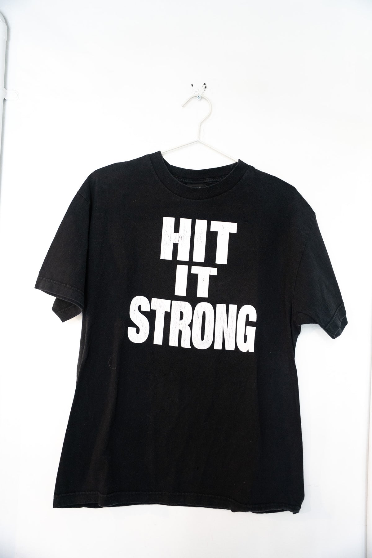 2003 WWE The Rock Hit It Strong Shirt Size Large photo 1