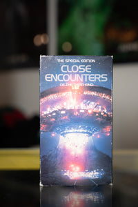 Close Encounters Of The Third Kind VHS photo 1