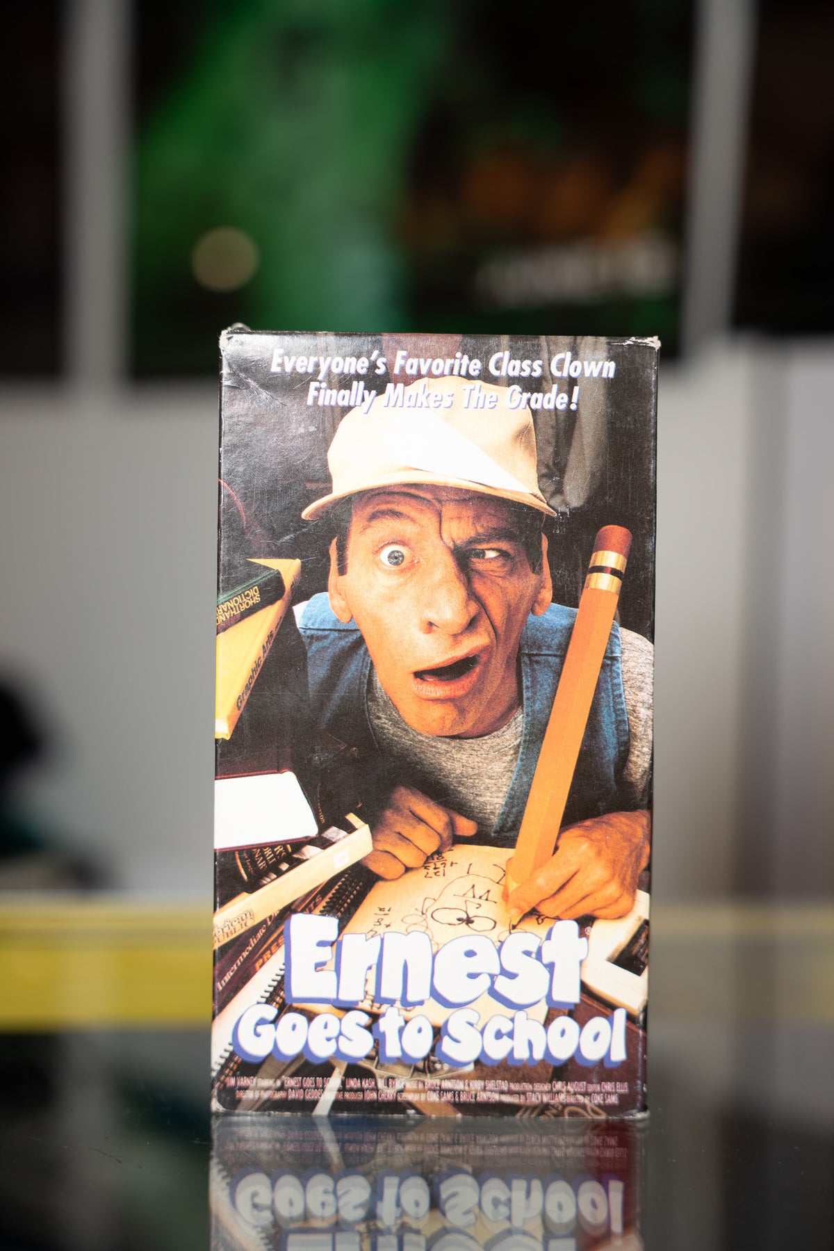 Ernest Goes To School VHS photo 1