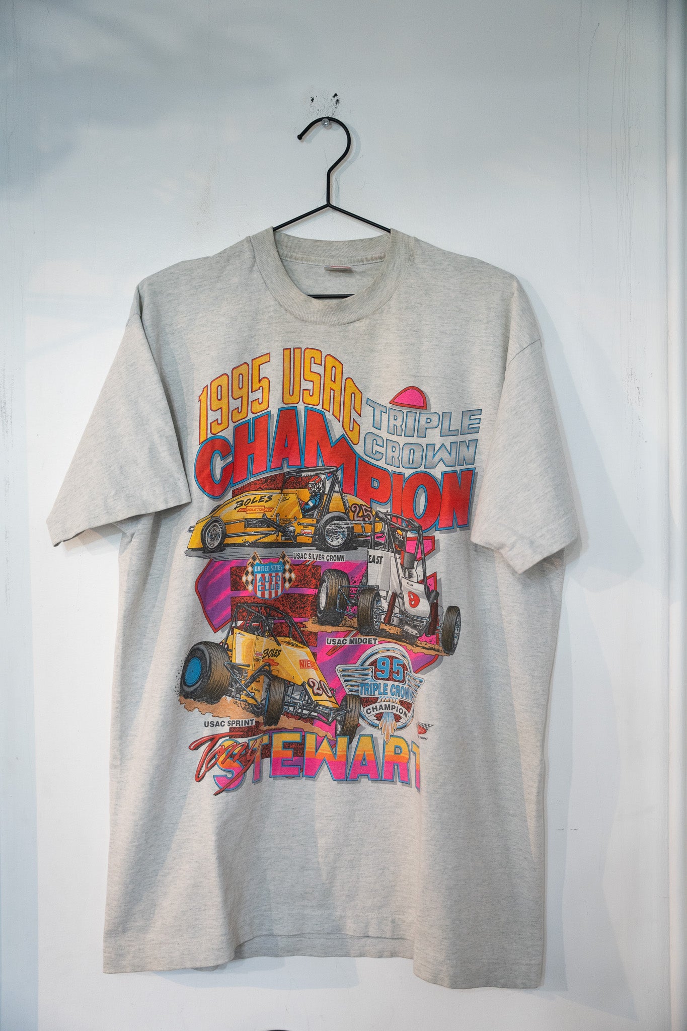 Vintage 90s T-Shirts: Single-Stitch Decade Pieces · Keep It Classic