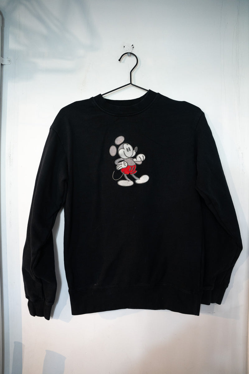 Vintage Disney Mickey & Friends Genuine Mousewear Mickey Sweater Size Small
