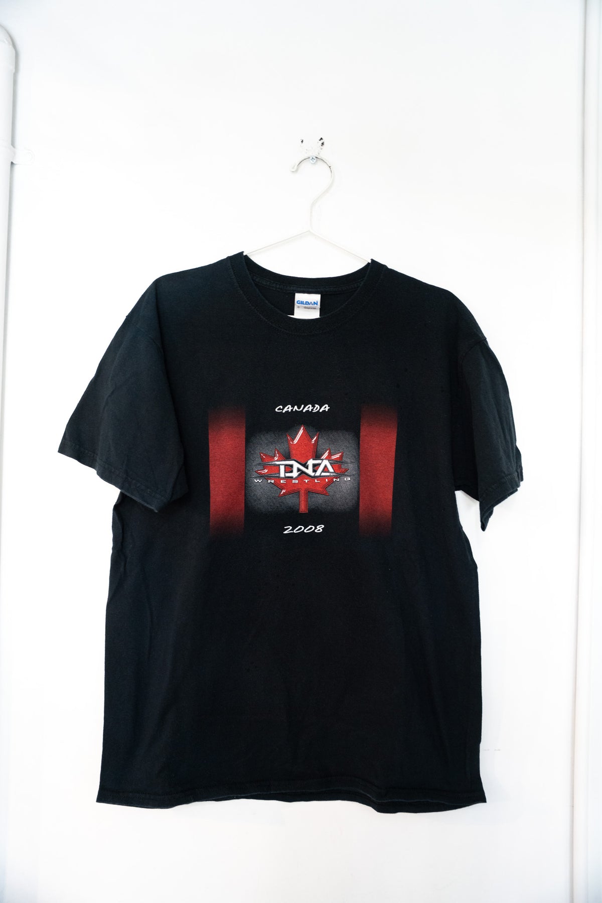 2008 TNA Wrestling Canada Cross The Line Shirt Size Large photo 1