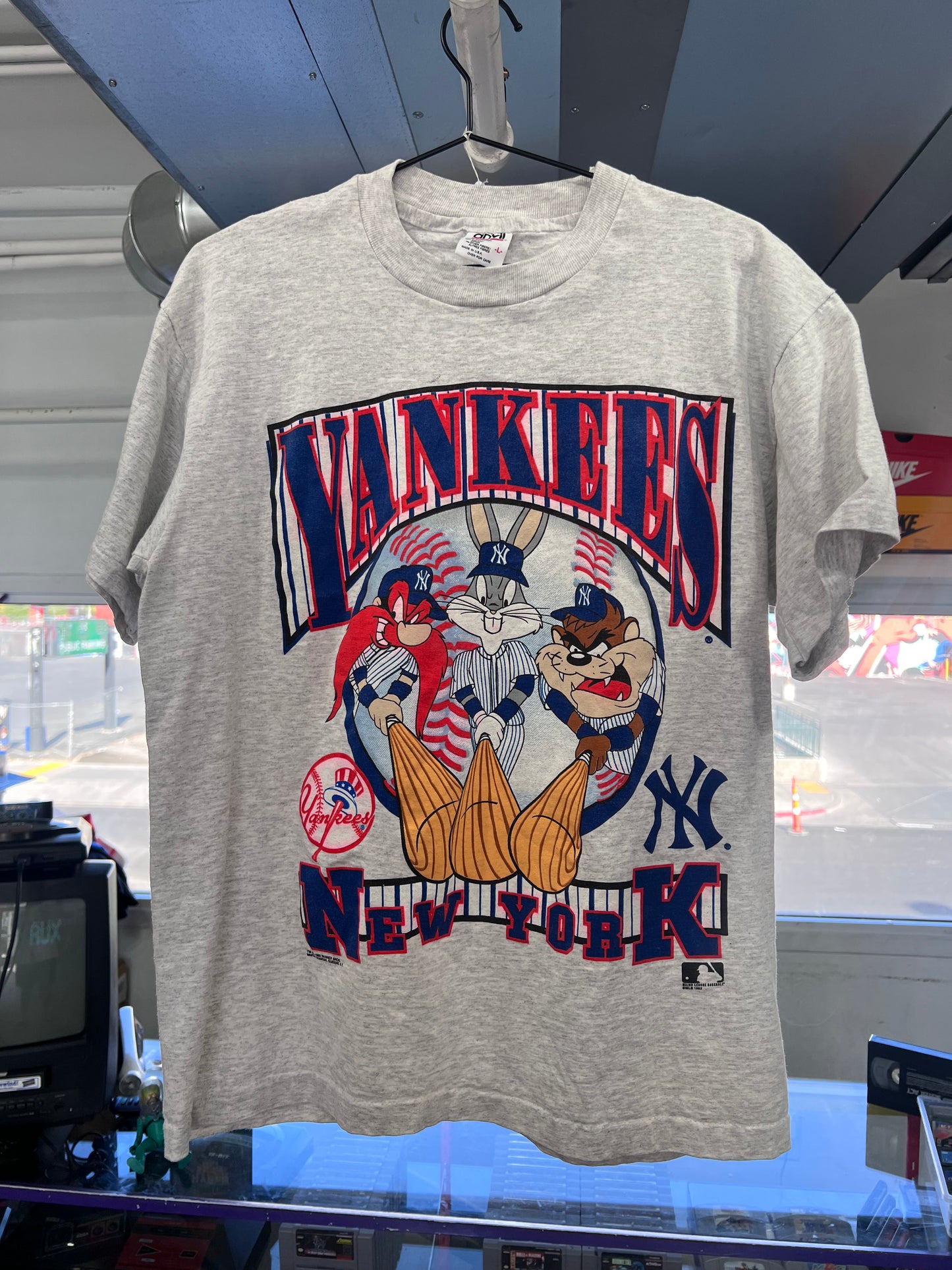 Camiseta de los Looney Tunes de los Yankees de Nueva York de los años 90, talla grande