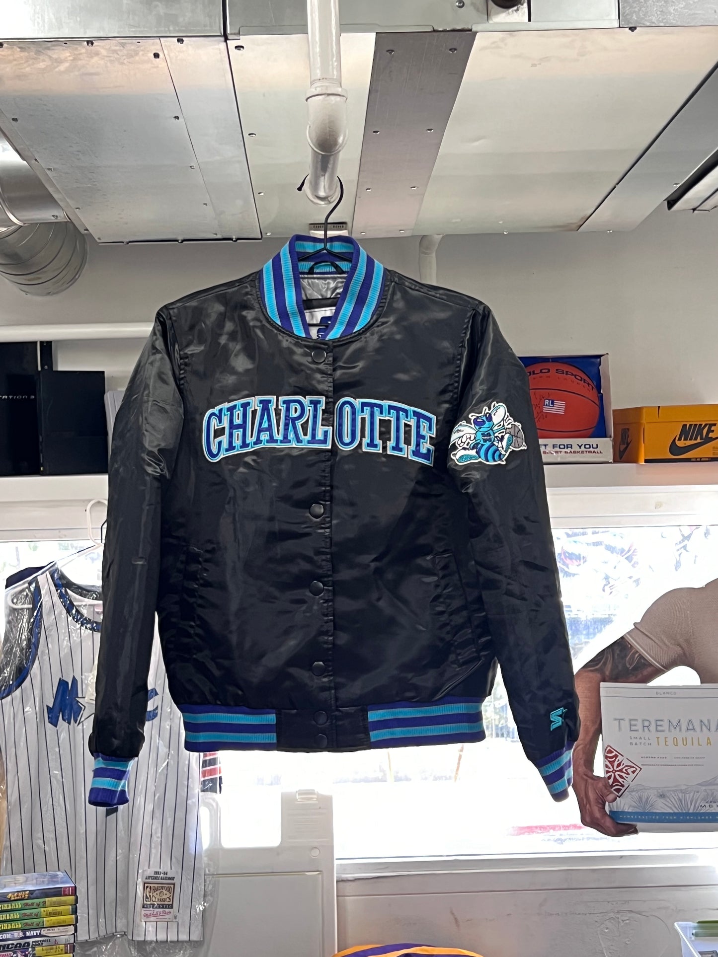 Starter Villa Exclusive Release Charlotte Hornets Satin Jacket