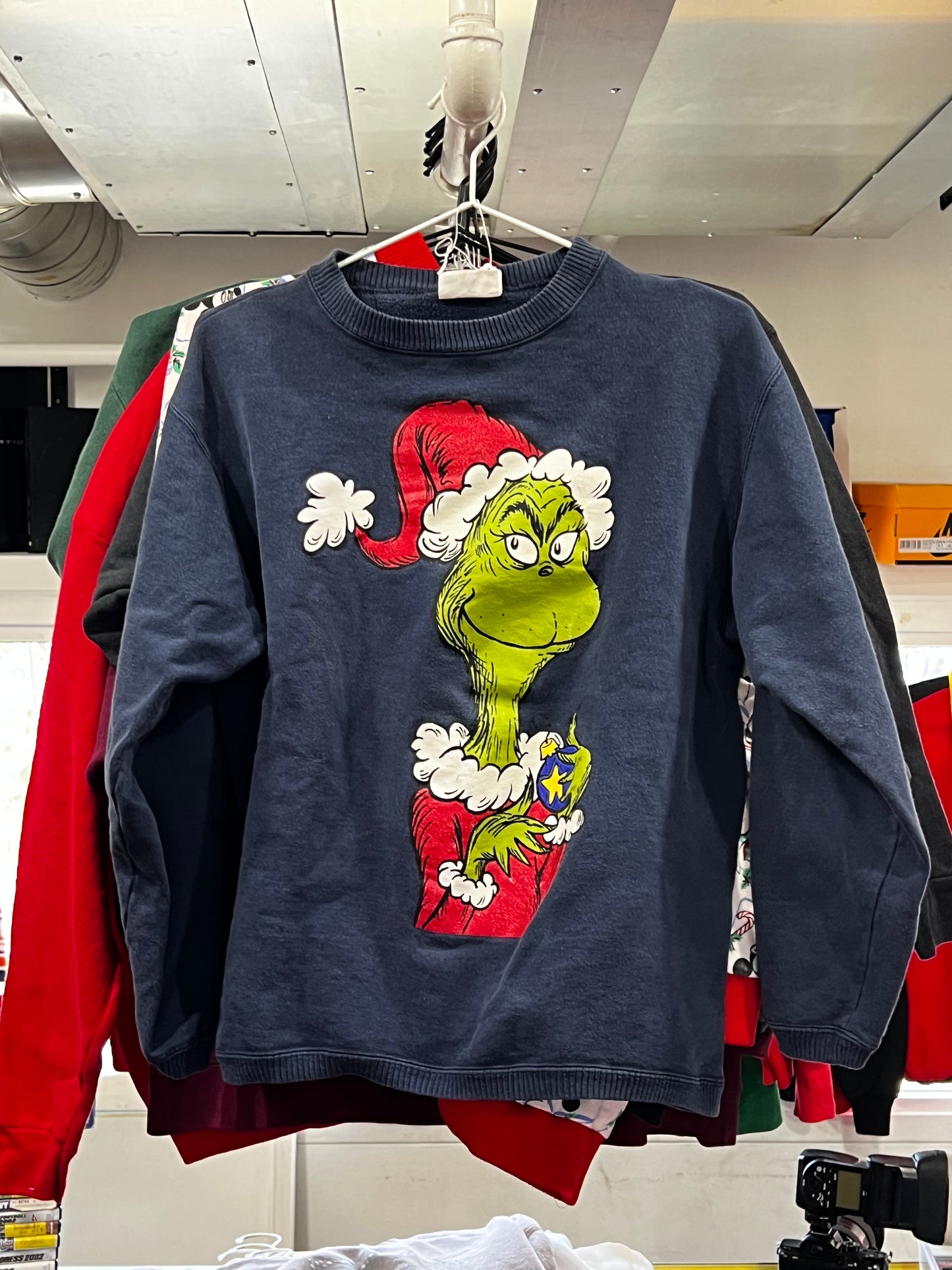 1995 Dr Seuss The Grinch Sweater Medium