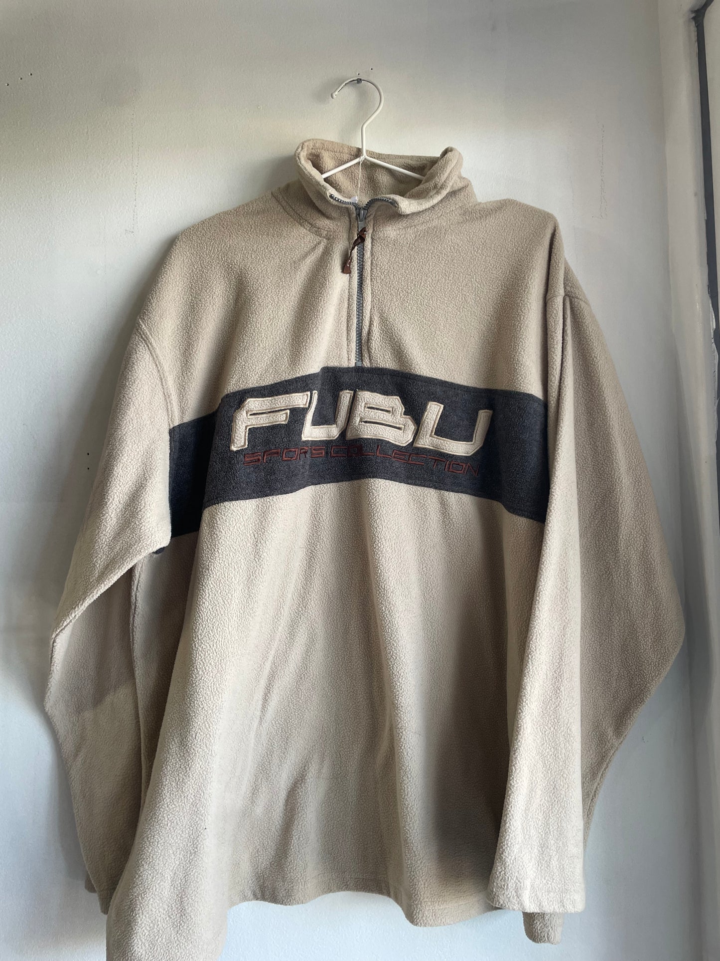 Colección deportiva de polar FUBU