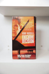VHS Executive Decision Kurt Russell glasses stealth aircraft orange sky soldiers KURT RUSSELL EXECUTIVE DECISION white text High-Flying Excitement