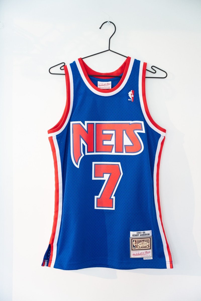 Royal blue Mitchell & Ness New Jersey Nets Kenny Anderson 7 Hardwood Classics basketball jersey 1993-94 red NETS text red white trim mesh size Small