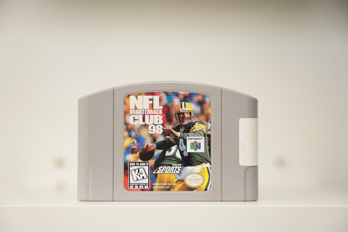 N64 NFL Quarterback Club 98 - Keep It Classic