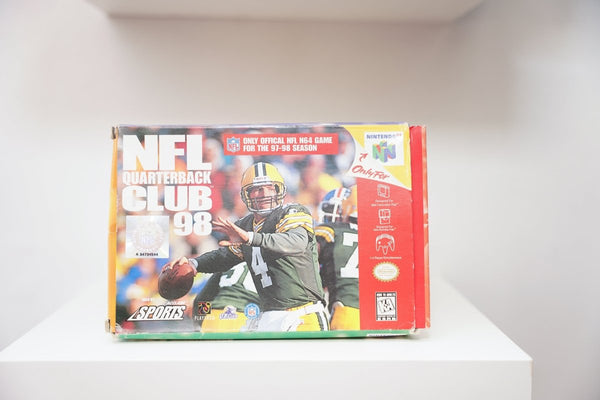 N64 NFL Quarterback Club 98 box with Brett Favre in Packers green jersey throwing pass, Acclaim Sports, Only Official NFL N64 Game callout