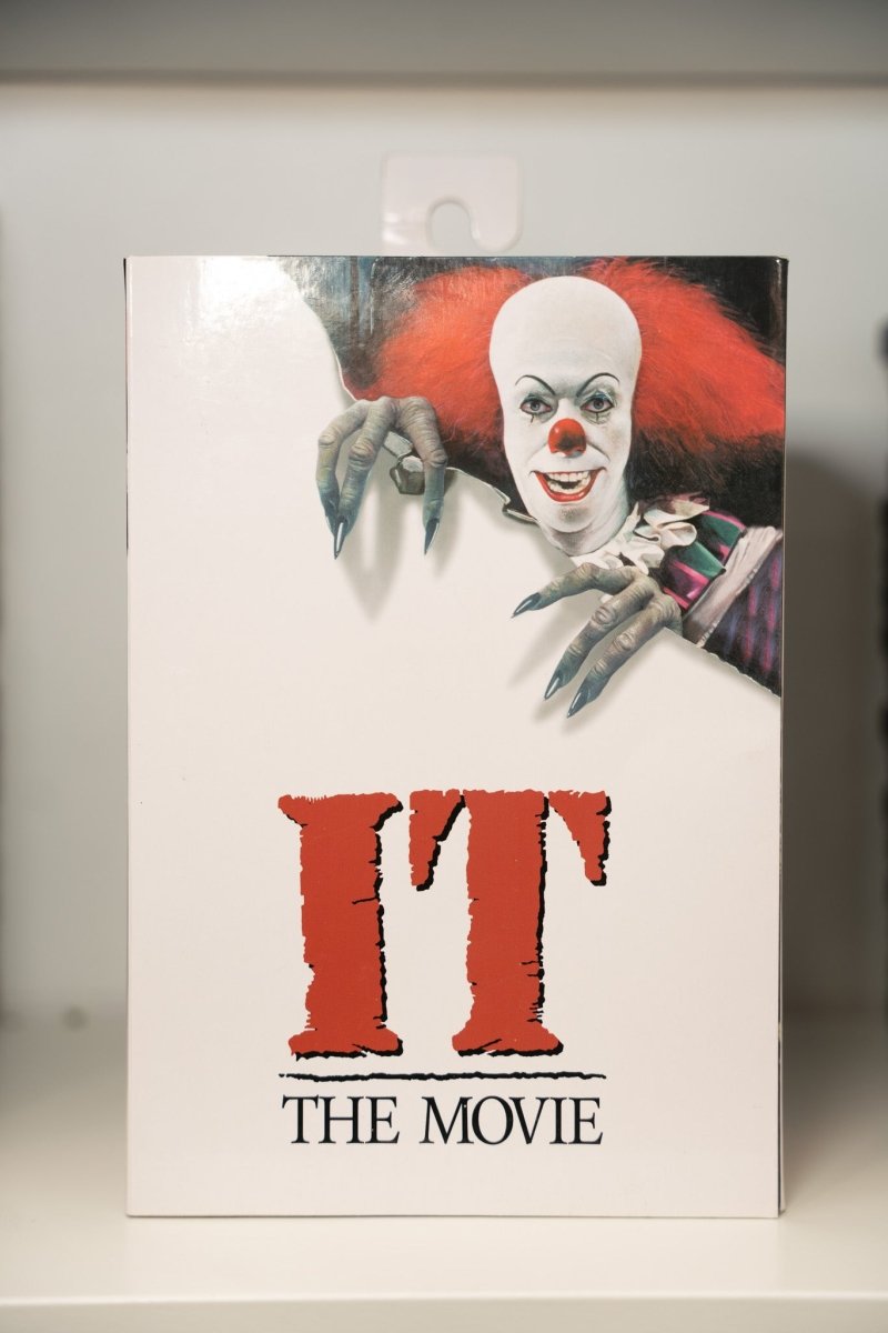 NECA IT The Movie Pennywise Figure - Keep It Classic