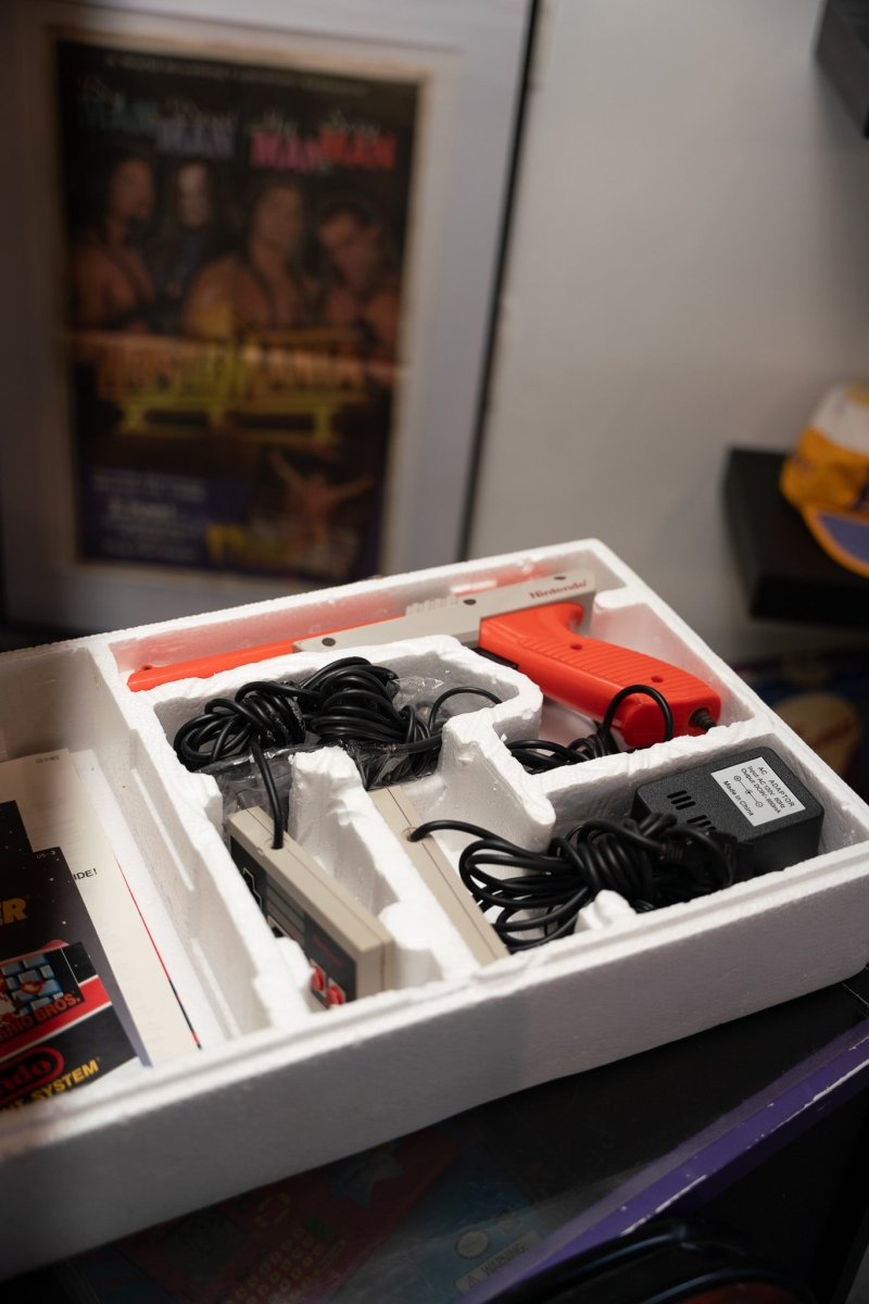 Nintendo NES Action Set Complete In Box - additional view - Keep It Classic Las Vegas