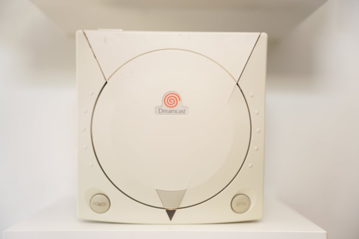 Sega Dreamcast Console - Keep It Classic