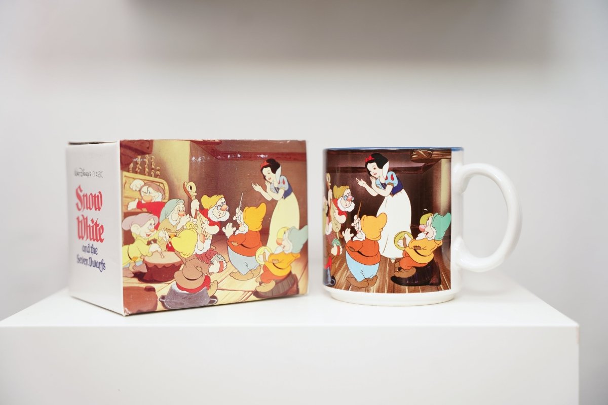 Snow White and The Seven Dwarfs Boxed Mug - Keep It Classic