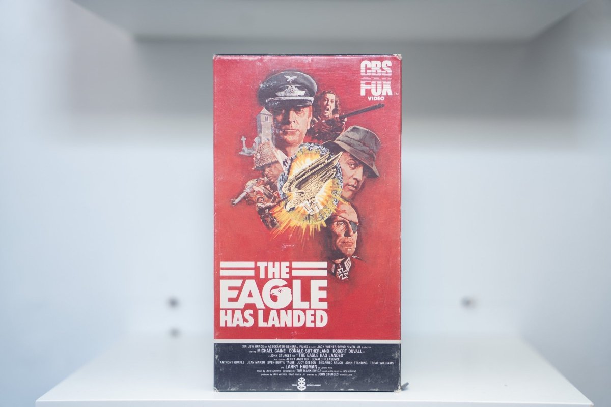 VHS The Eagle Has Landed red cover CBS Fox Video Michael Caine German uniform Donald Sutherland Robert Duvall gold eagle emblem white title text