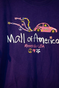 T-Shirt vendor vintage Mall of America Minnesota shirt, size XL, featuring printed graphic design on front of gray cotton fabric