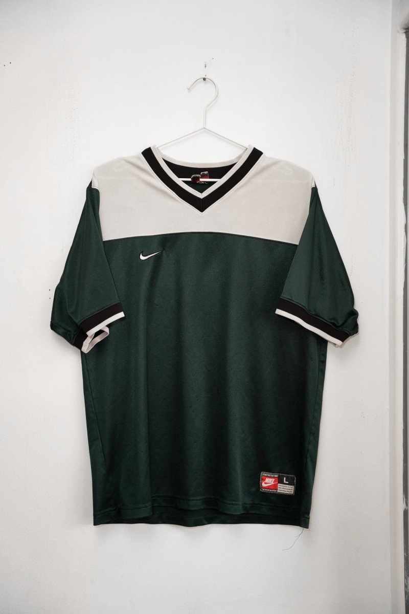 Vintage Nike Jersey Shirt Large - Keep It Classic