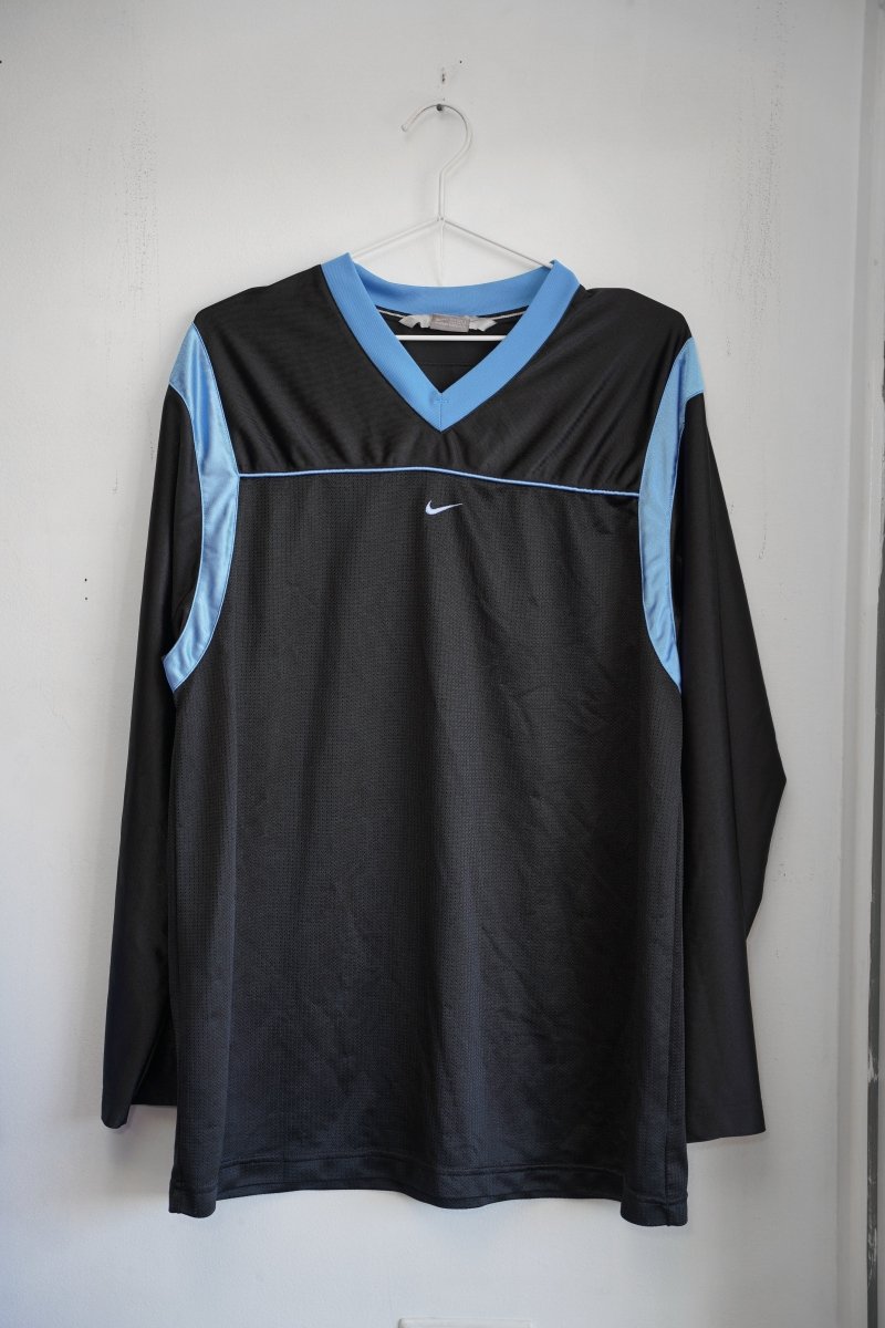 Vintage Nike Long Sleeve Mesh Shirt - Keep It Classic