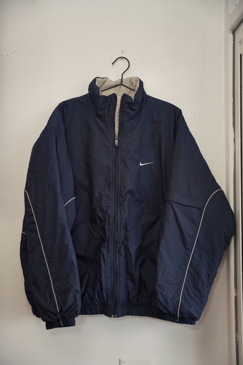 Vintage Nike Puffer Jacket - Keep It Classic